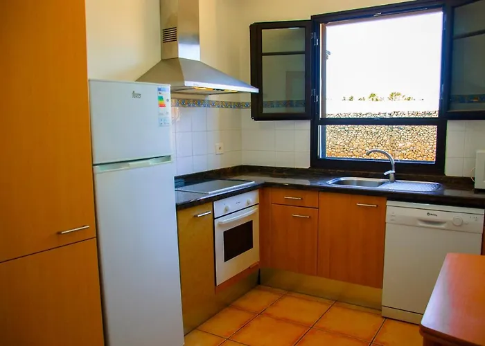 Villa Calamares With Heated Pool And Air Conditioning