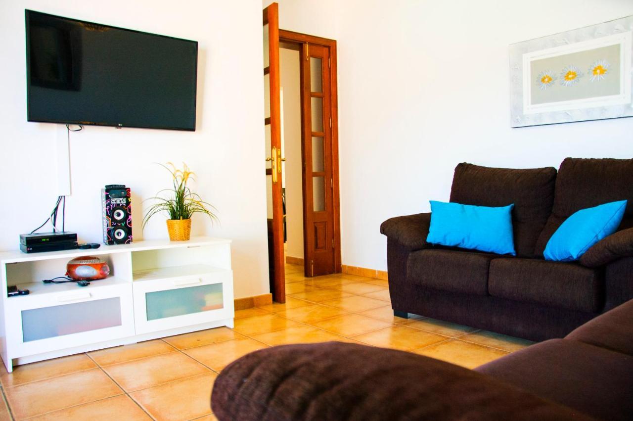 Calamares With Heated Pool And Air Conditioning * Playa Blanca (Lanzarote)